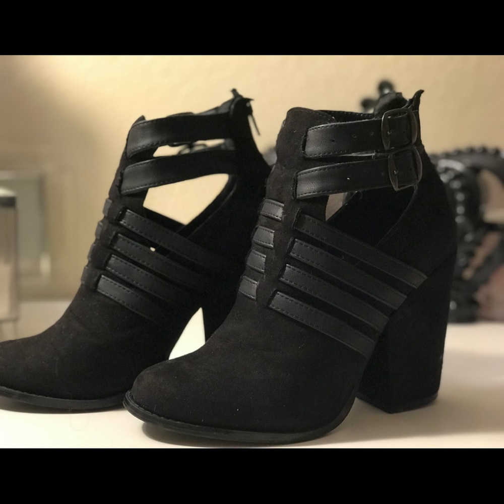Cute Booties 3.5 Inches 💋